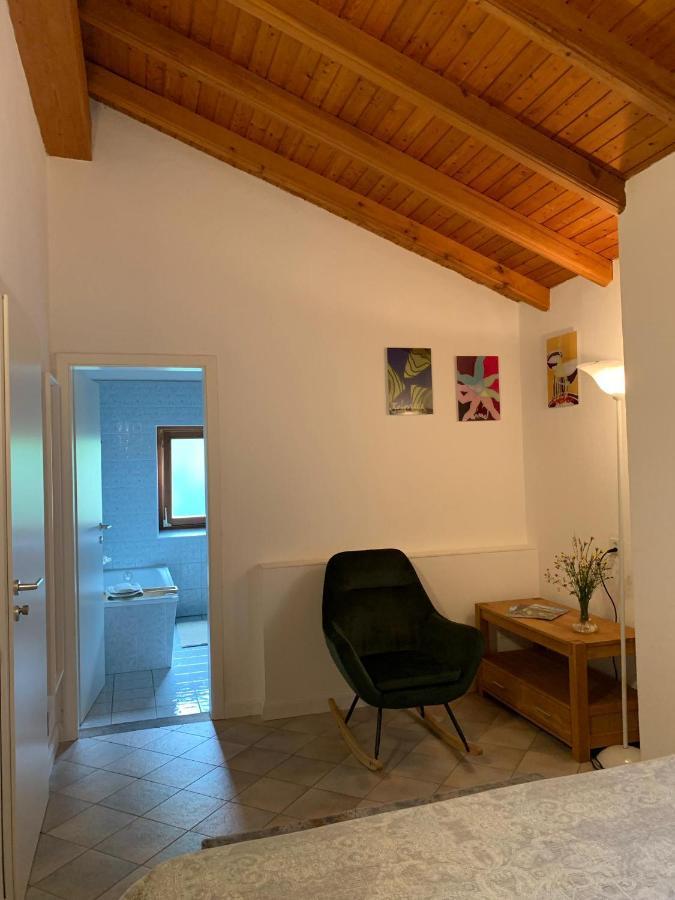 Giornico グロット パーゴラ Bed & Breakfast エクステリア 写真
